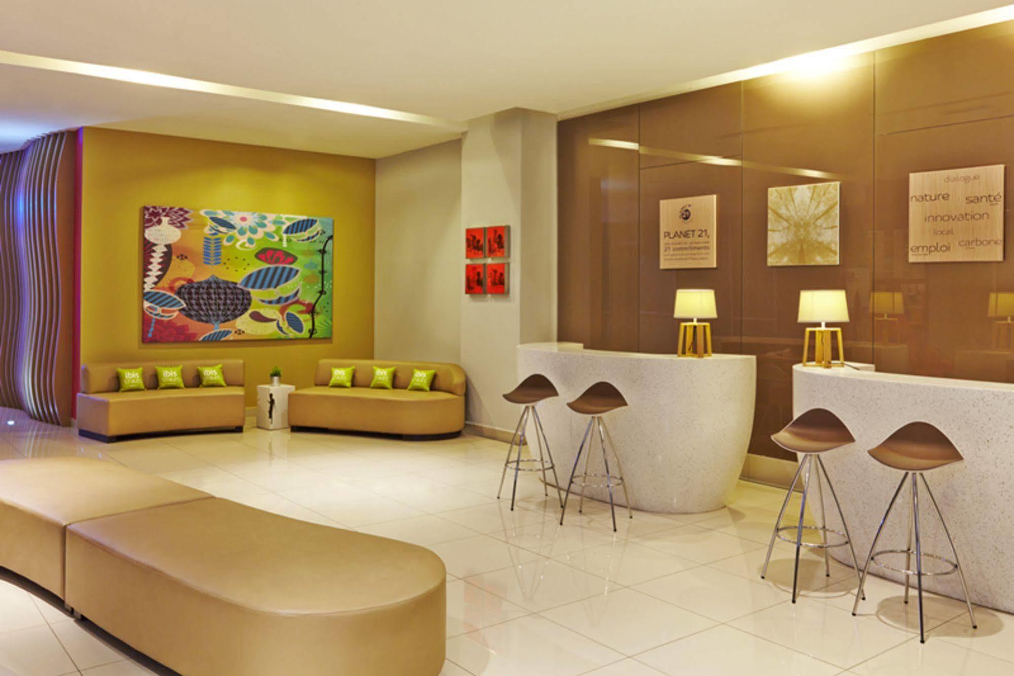 ไอบิส สไตล์ กัวลาลัมเปอร์ เฟรเซอร์ บิสซิเนส พาร์ค Hotel ภายนอก รูปภาพ